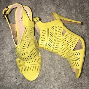 Cute New Yellow Heels